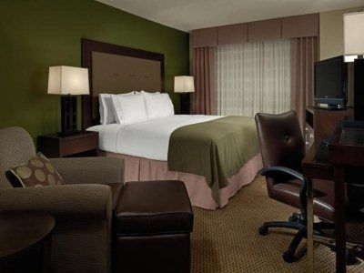 Express St. Paul South - By Ihg Hotel 2*